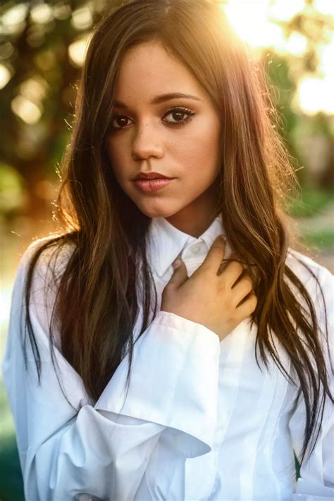 jenna ortega weight and height|Jenna Ortega Bio, Age, Height, Wife, You, Ethnicity,。